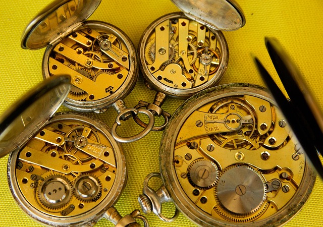 Modernizacja analogowych zegarków: Jak wprowadzić nowoczesne technologie do klasycznych czasomierzy - 1 2025