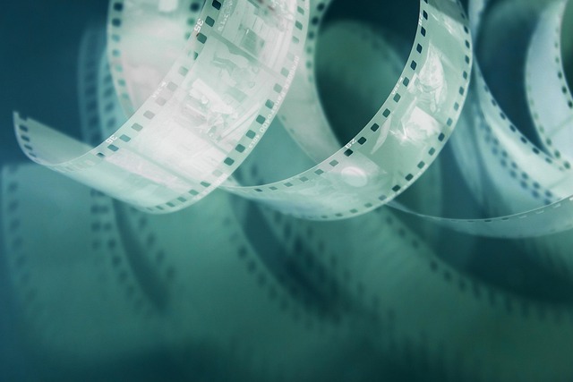 Z przeszłości w przyszłość: Jak przekształcić analogowy aparat fotograficzny w cyfrowy skarb - 5 2025
